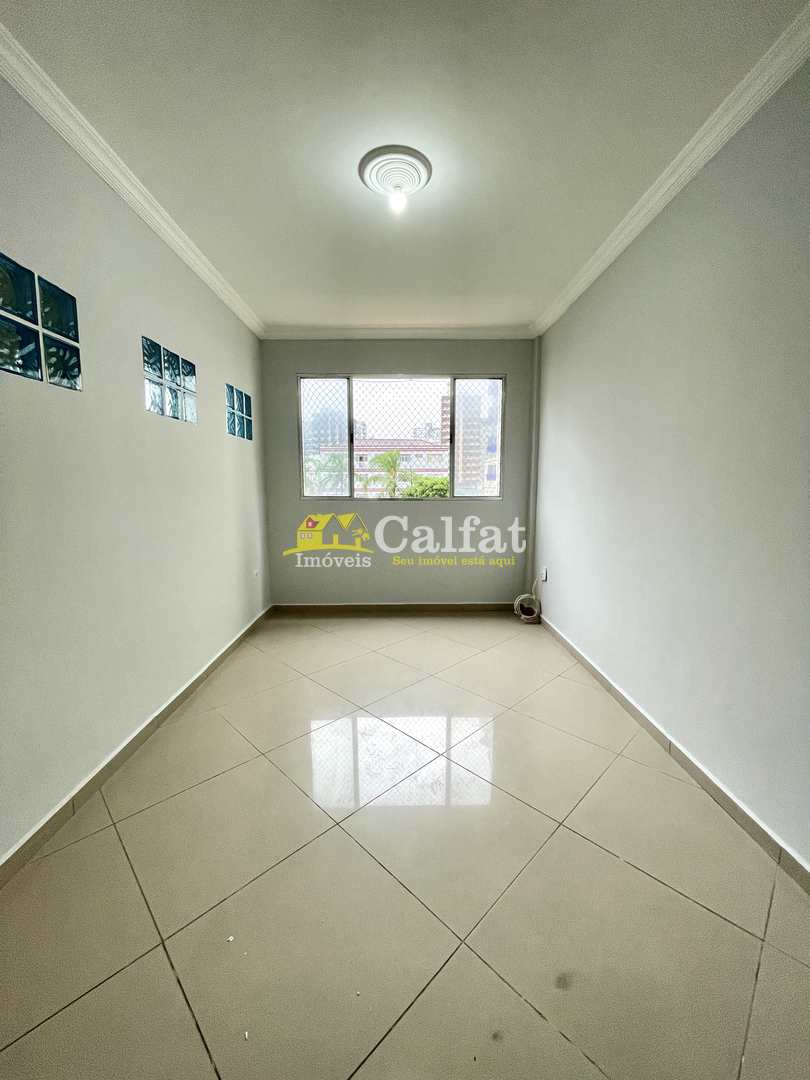 Apartamento à venda com 2 quartos, 75m² - Foto 2