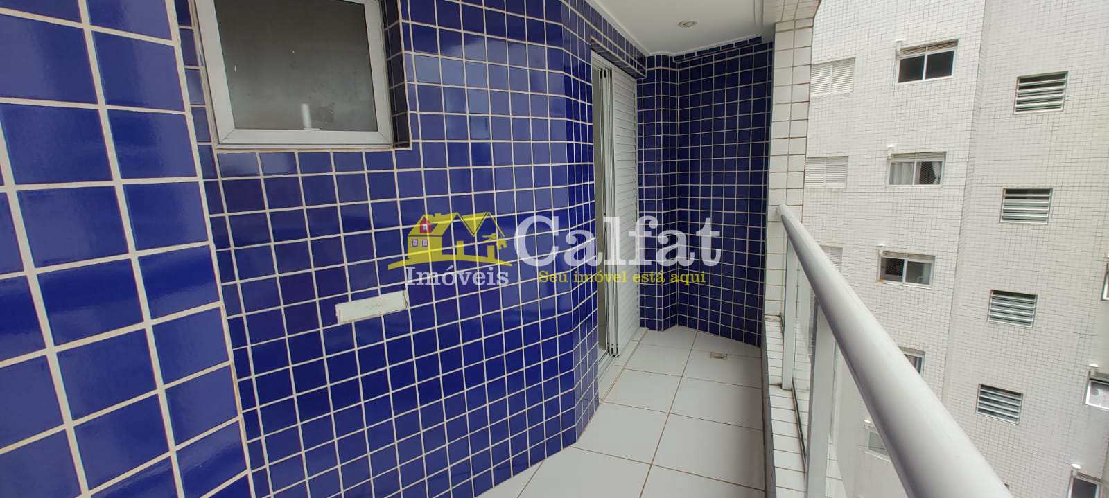 Apartamento à venda com 2 quartos, 75m² - Foto 2