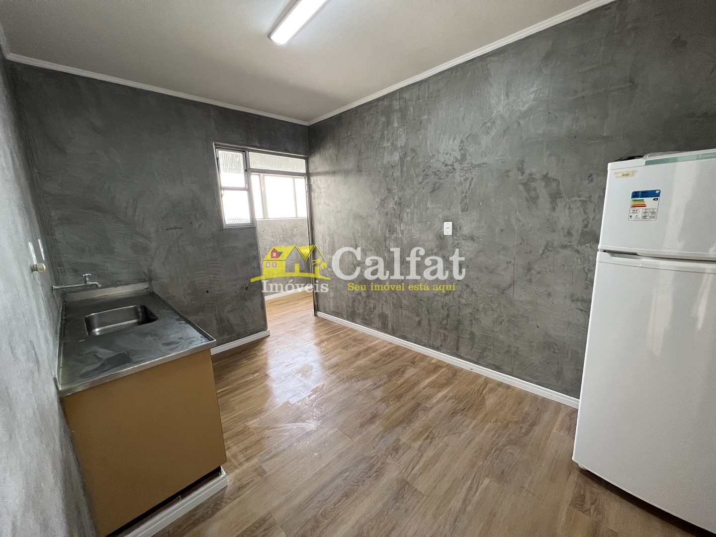 Apartamento à venda com 2 quartos, 75m² - Foto 2