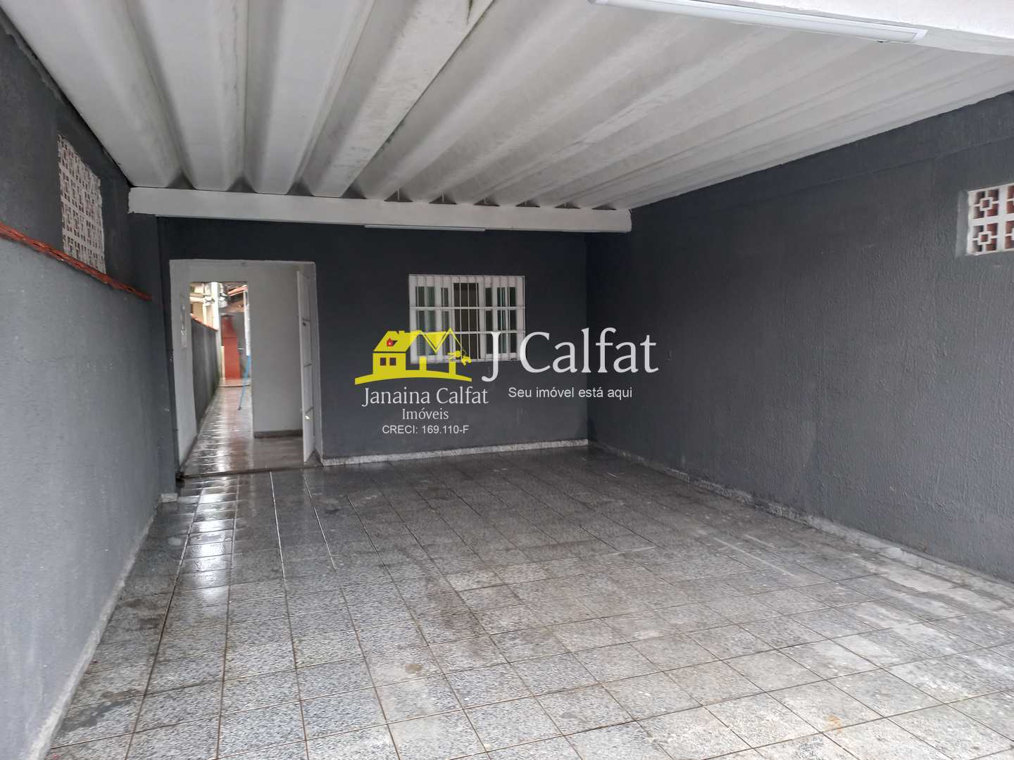 Casa à venda com 2 quartos, 83m² - Foto 1