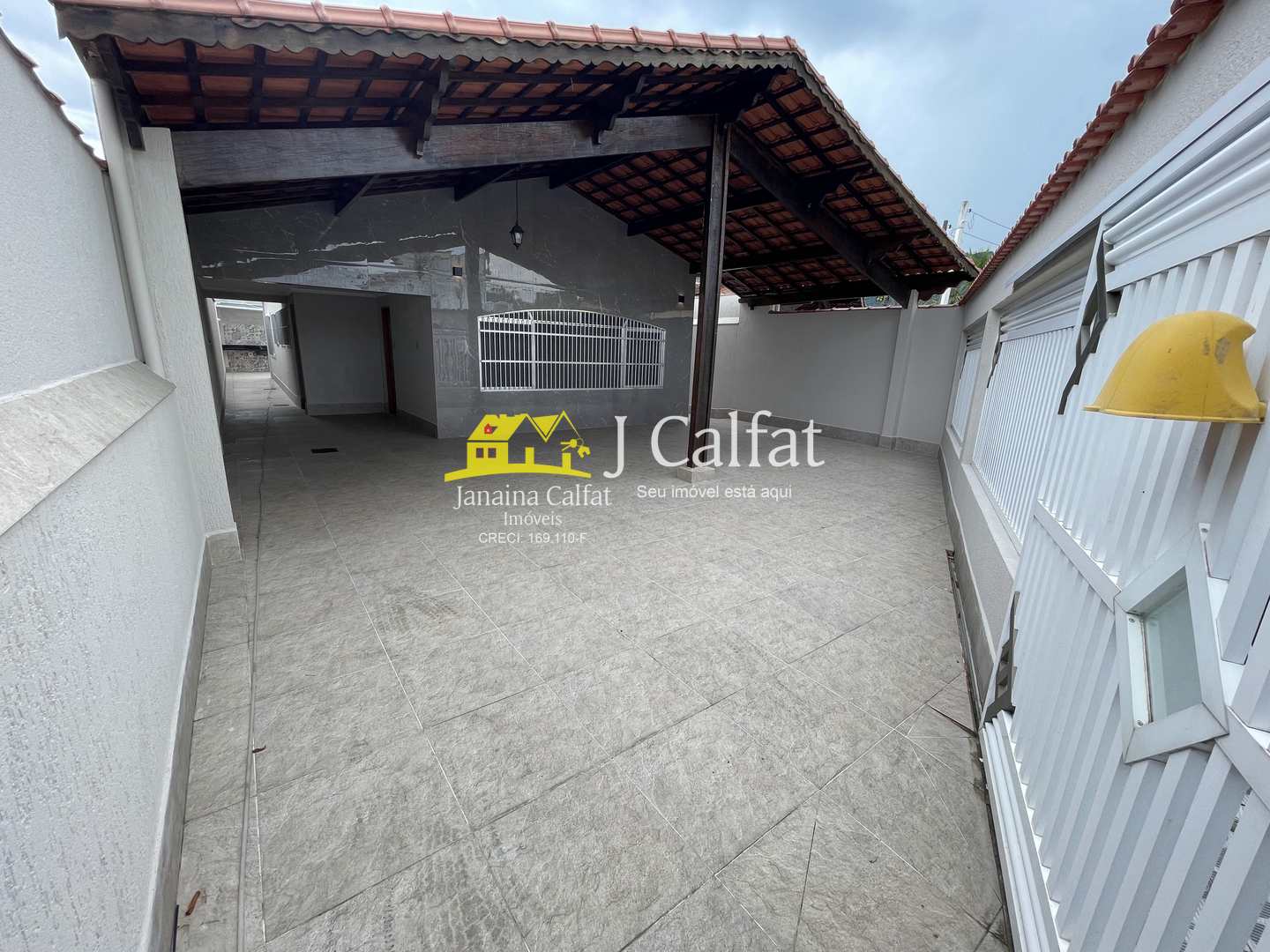 Casa à venda com 3 quartos, 155m² - Foto 2