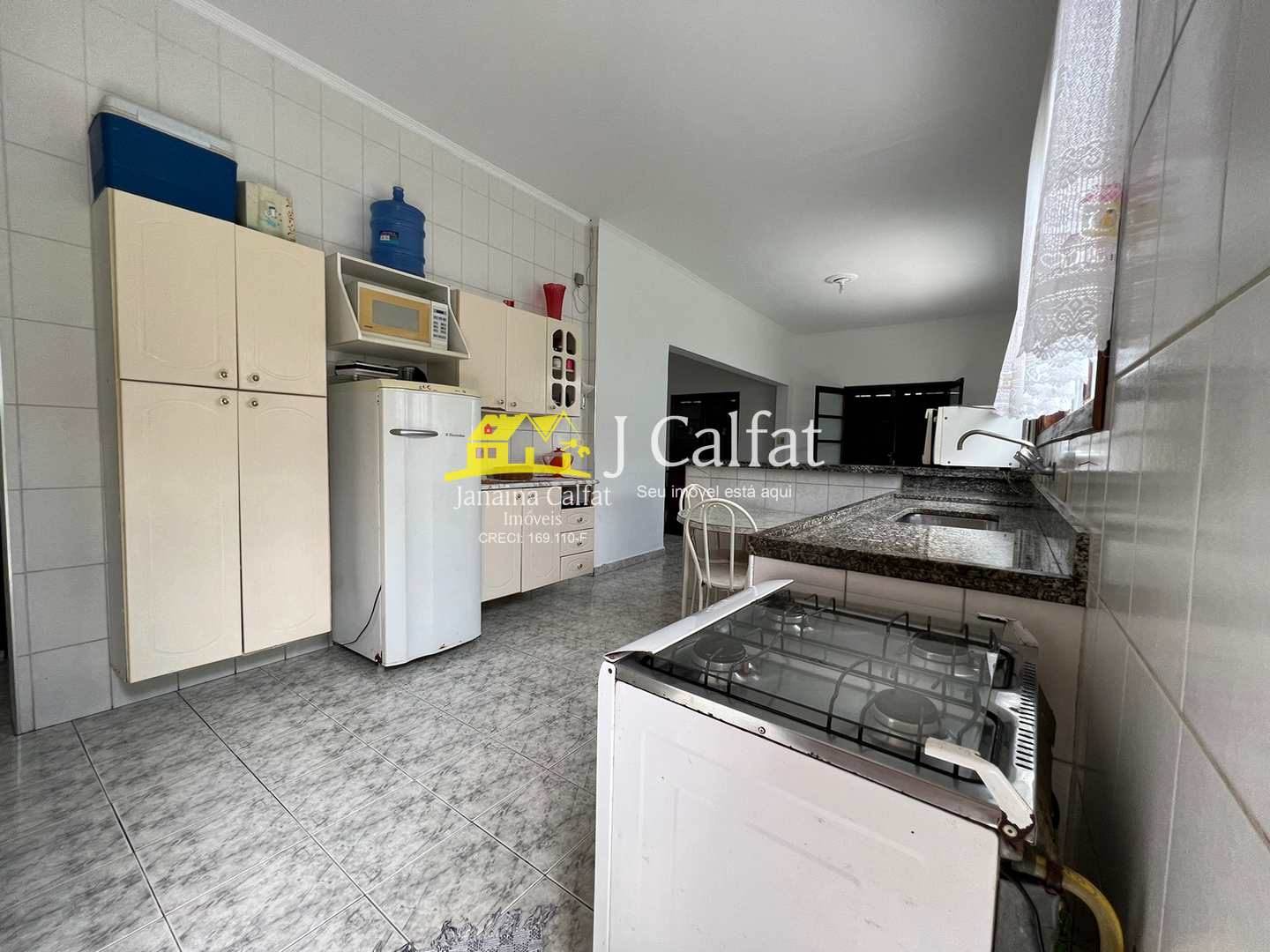 Casa à venda com 5 quartos, 200m² - Foto 15