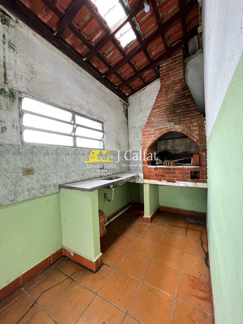 Casa à venda com 5 quartos, 200m² - Foto 23