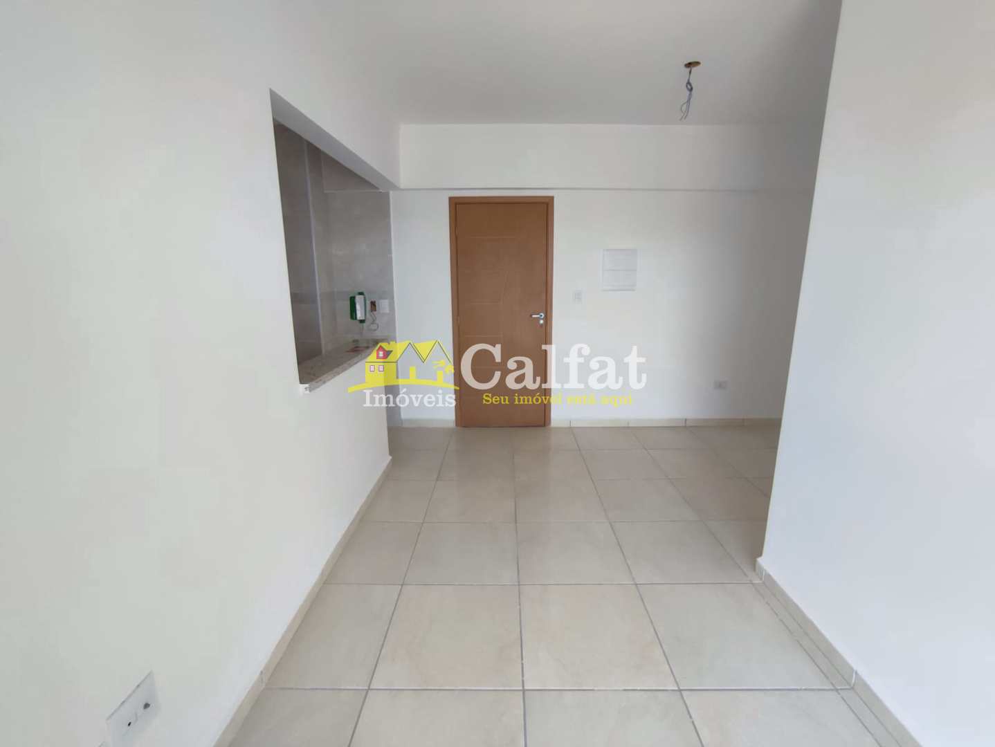 Apartamento à venda com 2 quartos, 70m² - Foto 3