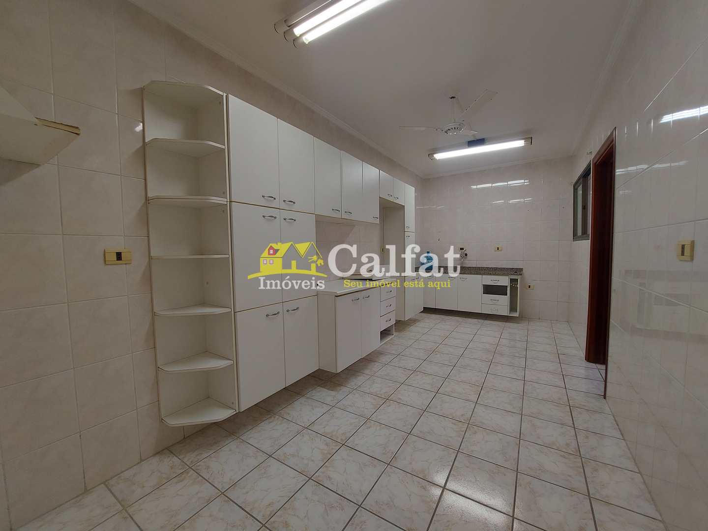 Apartamento à venda com 2 quartos, 102m² - Foto 7