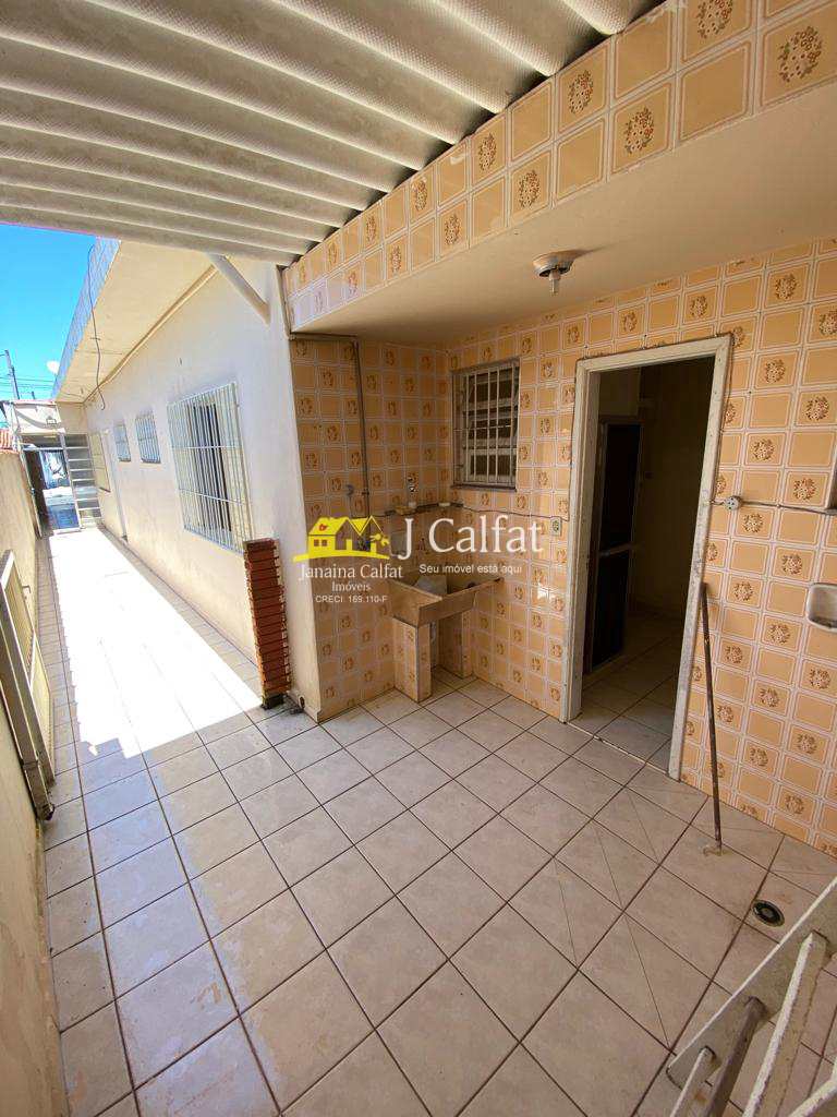 Casa à venda com 2 quartos, 120m² - Foto 16