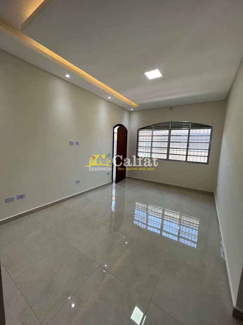 Casa à venda com 2 quartos, 90m² - Foto 2