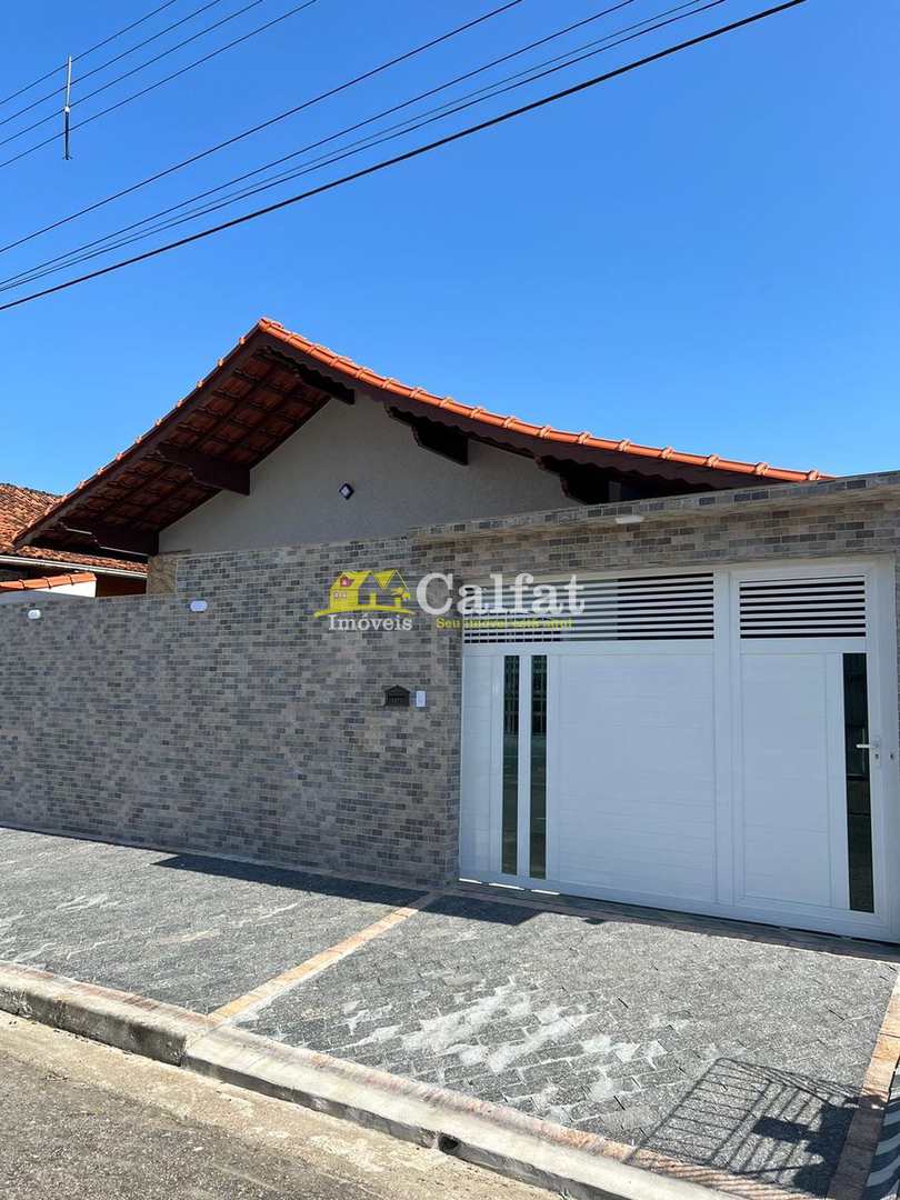 Casa à venda com 2 quartos, 90m² - Foto 1