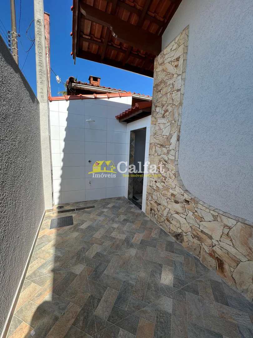 Casa à venda com 2 quartos, 90m² - Foto 12