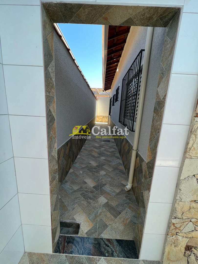 Casa à venda com 2 quartos, 90m² - Foto 14