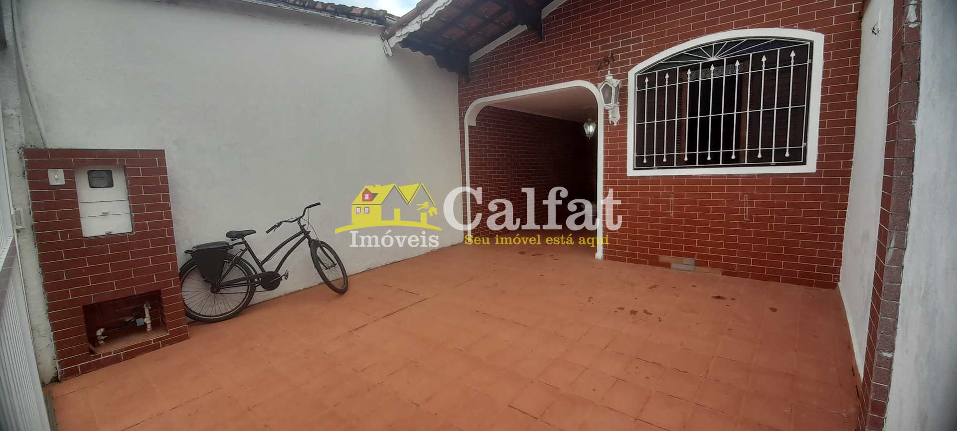 Casa à venda com 2 quartos, 72m² - Foto 2