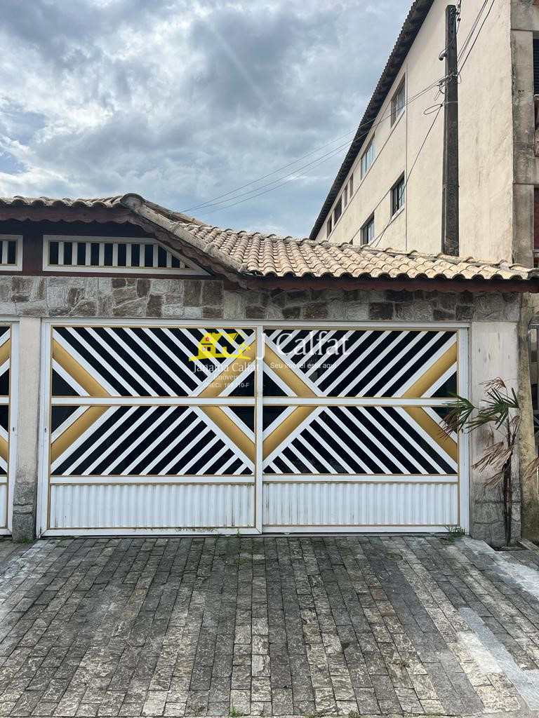 Casa à venda com 3 quartos, 123m² - Foto 1