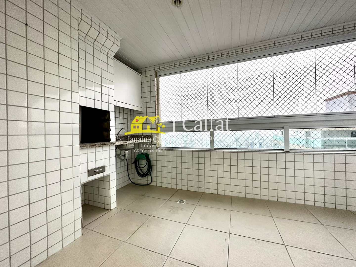 Apartamento à venda com 2 quartos, 78m² - Foto 2