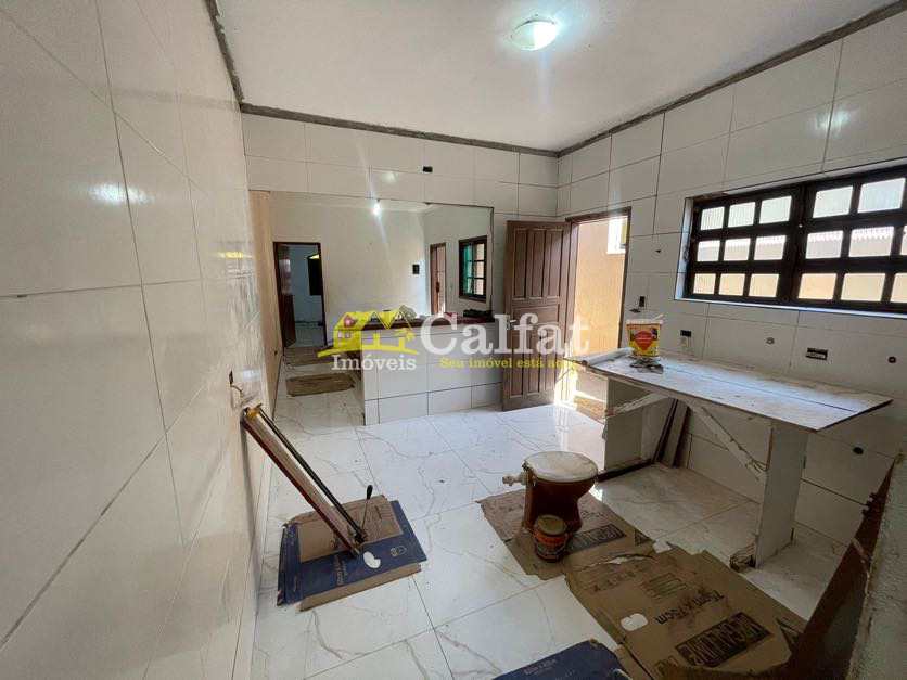 Casa à venda com 2 quartos, 80m² - Foto 4