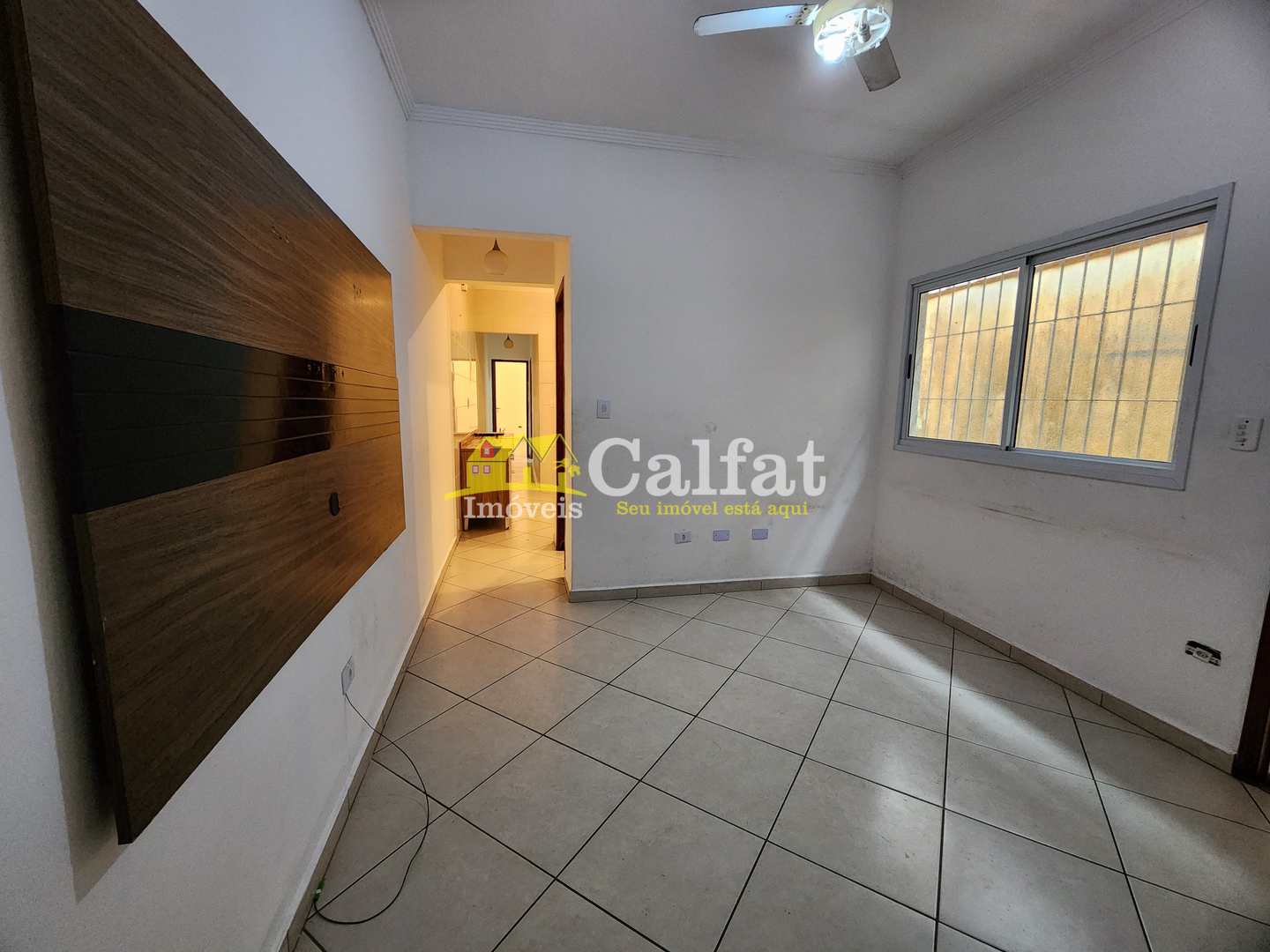 Casa à venda com 3 quartos, 115m² - Foto 1