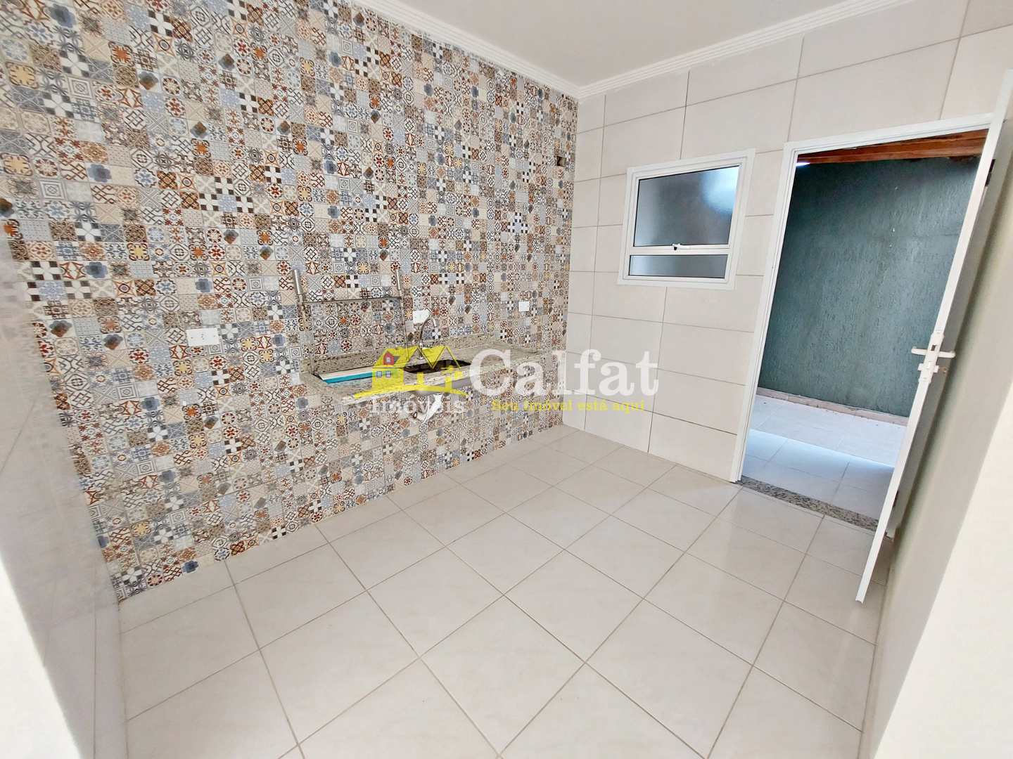 Casa de Condomínio à venda com 2 quartos, 57m² - Foto 4