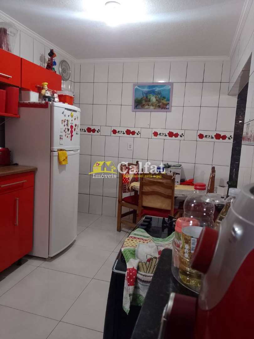 Casa à venda com 3 quartos, 70m² - Foto 11