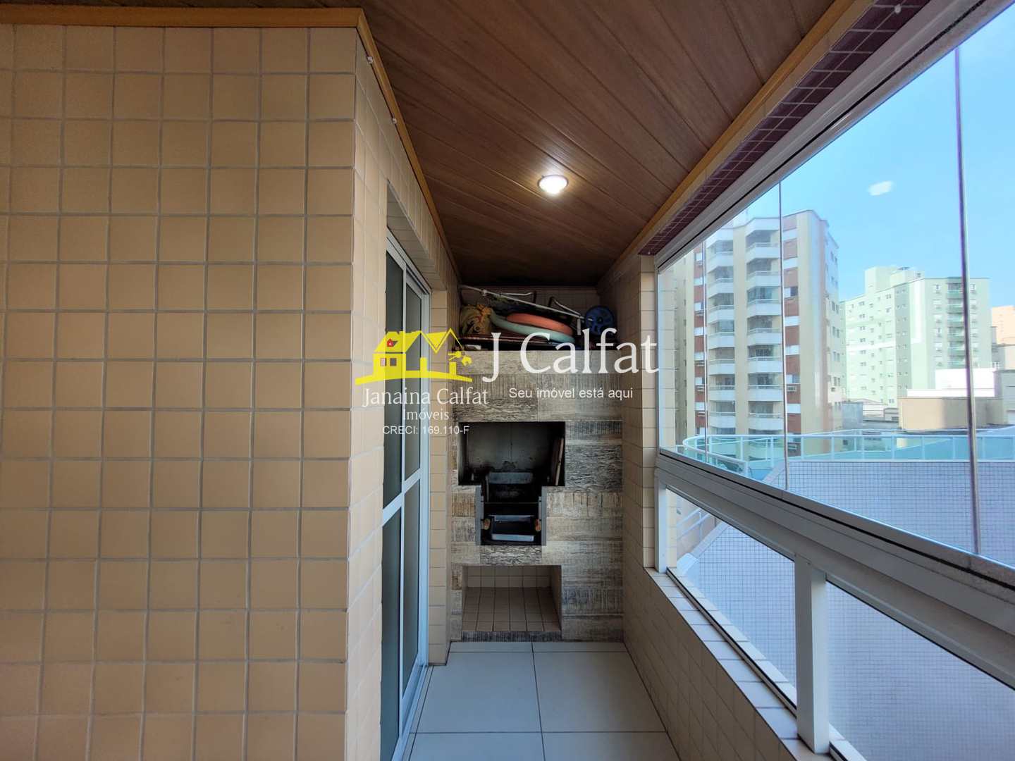 Apartamento à venda com 2 quartos, 65m² - Foto 3