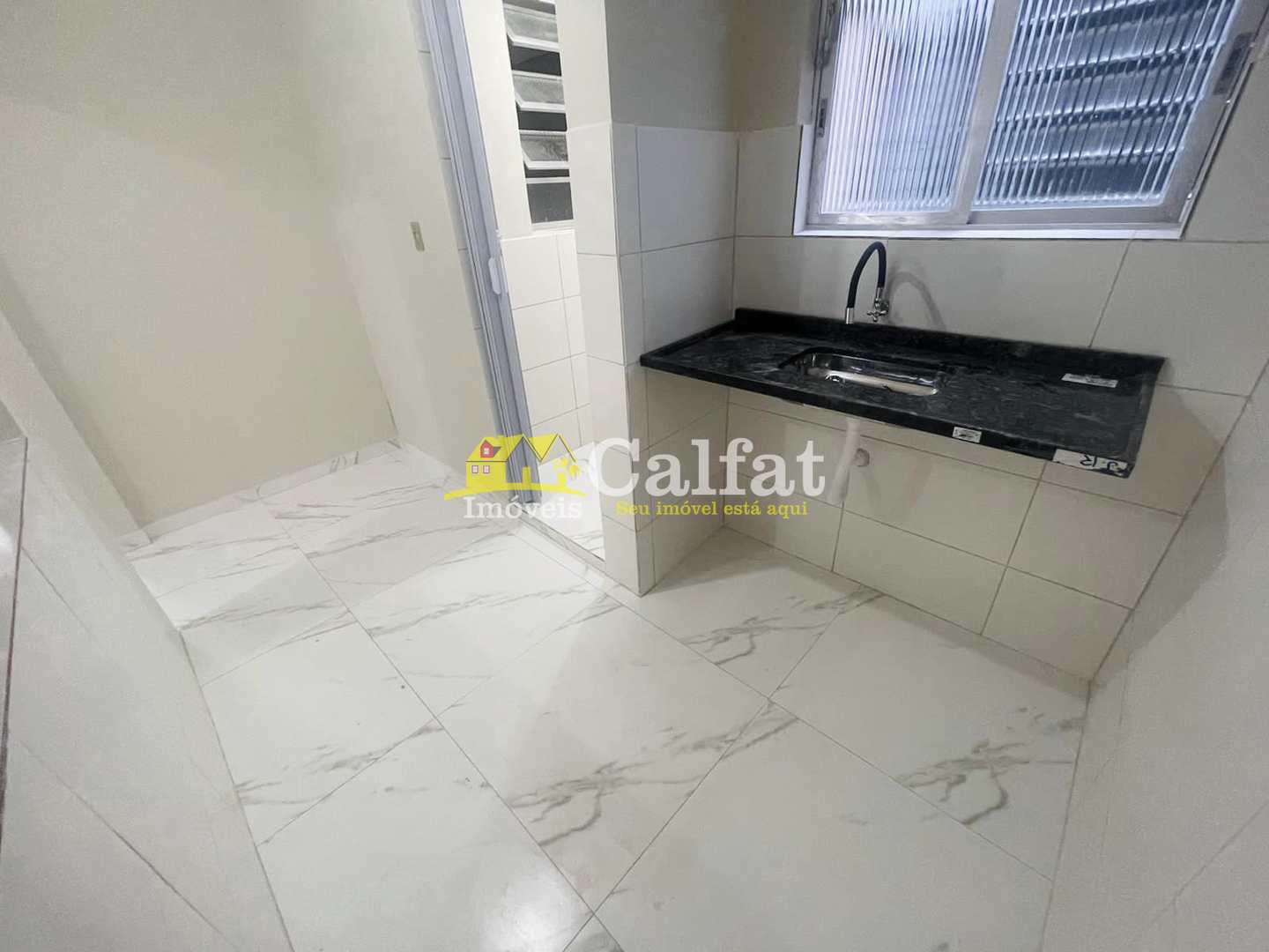 Apartamento à venda com 2 quartos, 50m² - Foto 2