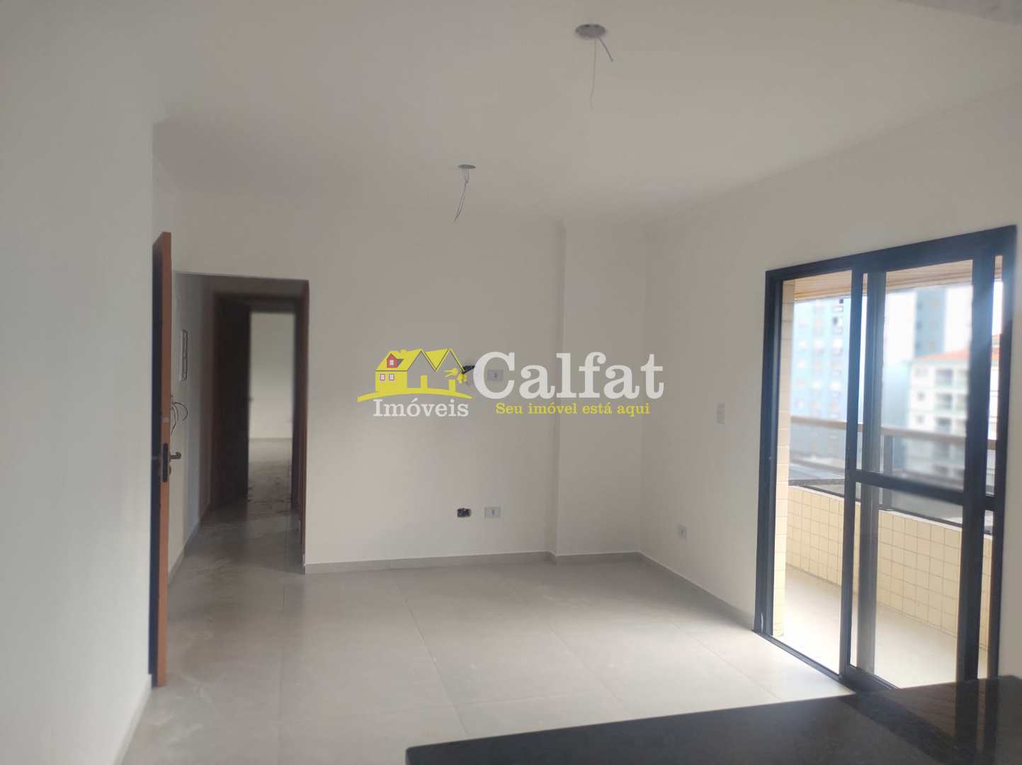 Apartamento à venda com 2 quartos, 71m² - Foto 2