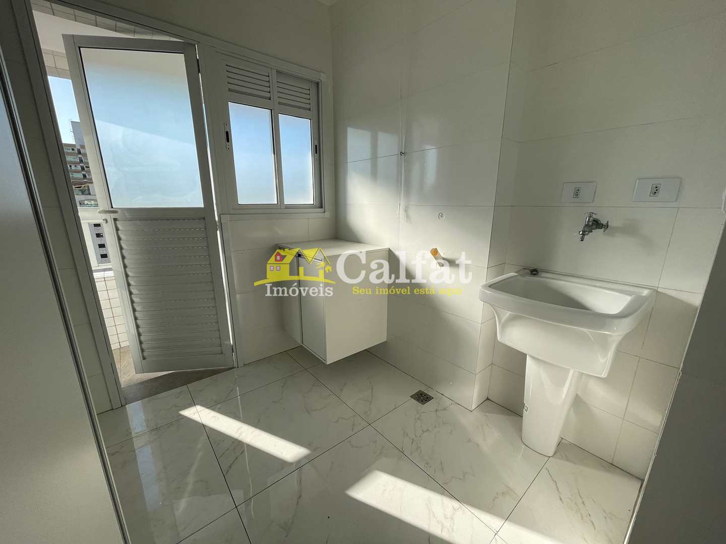 Apartamento à venda com 3 quartos, 140m² - Foto 9