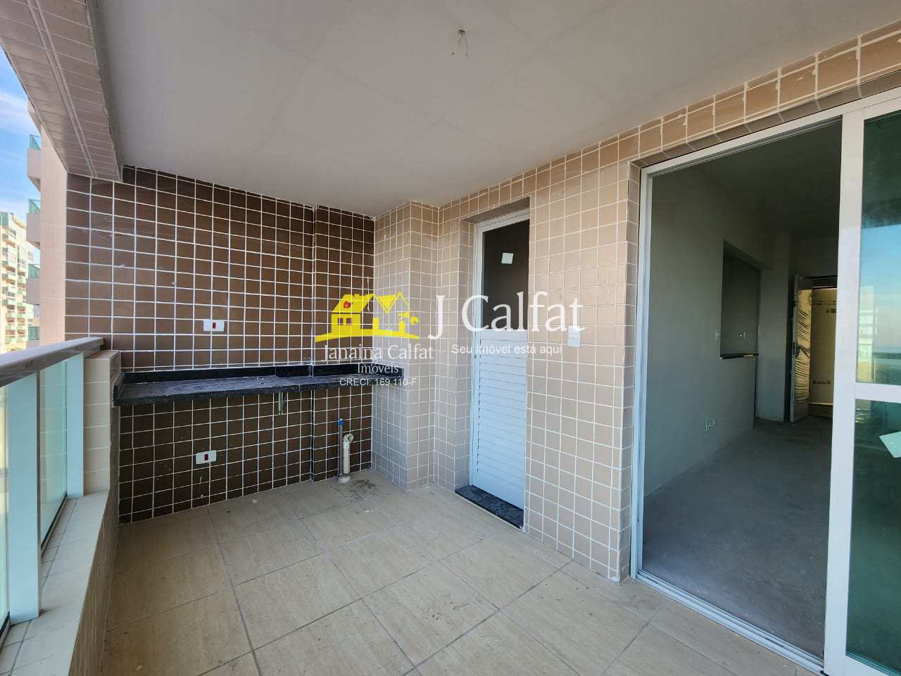 Apartamento à venda com 2 quartos, 79m² - Foto 2