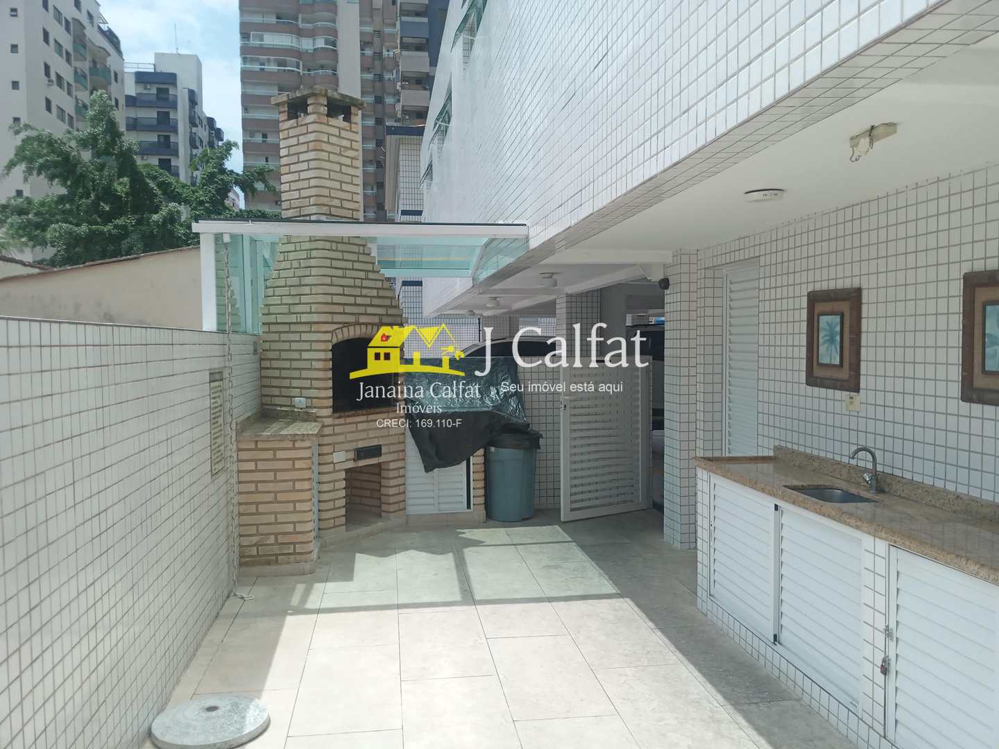 Apartamento para alugar com 2 quartos, 110m² - Foto 28