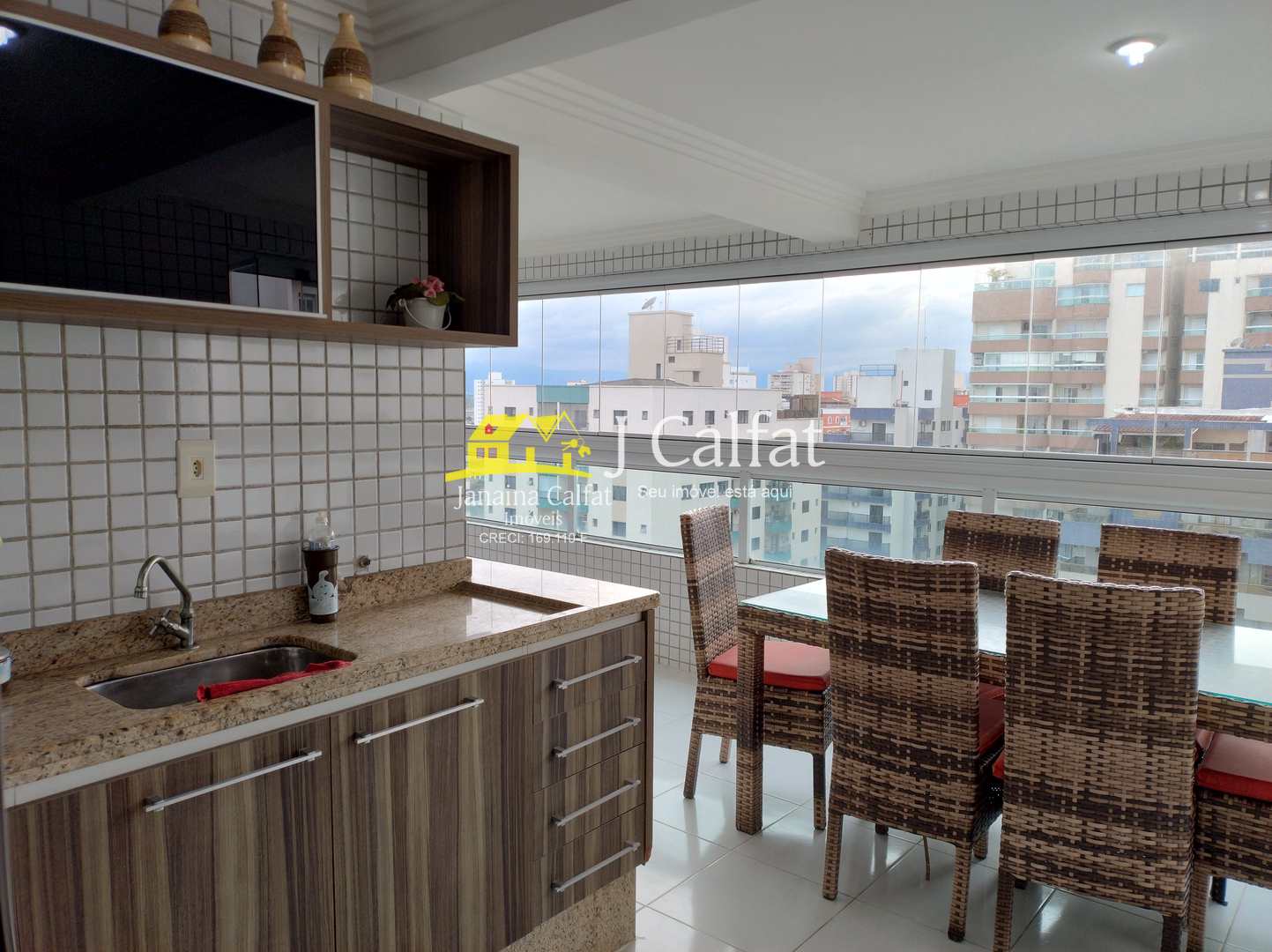Apartamento para alugar com 2 quartos, 110m² - Foto 1