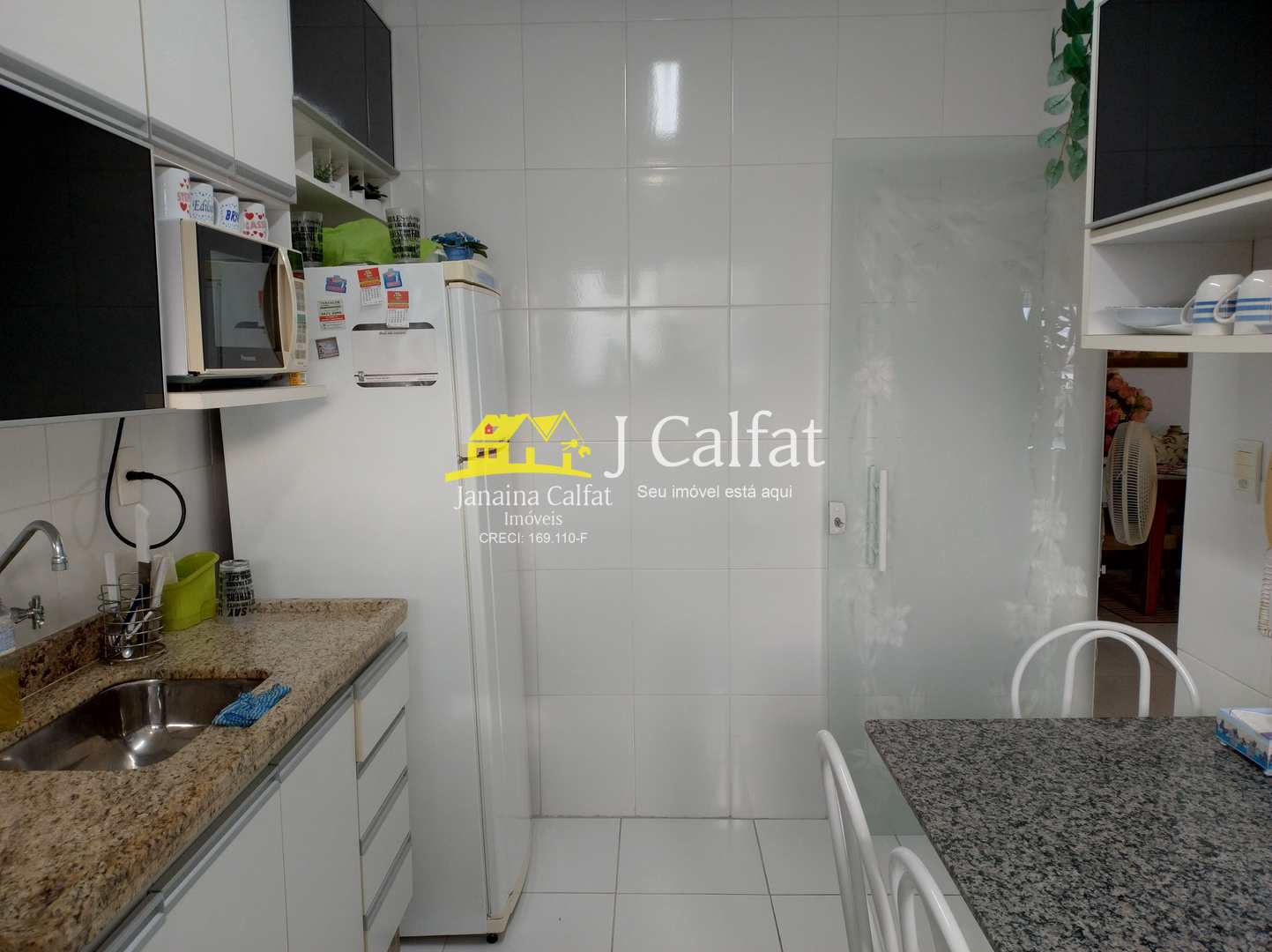 Apartamento para alugar com 2 quartos, 110m² - Foto 12
