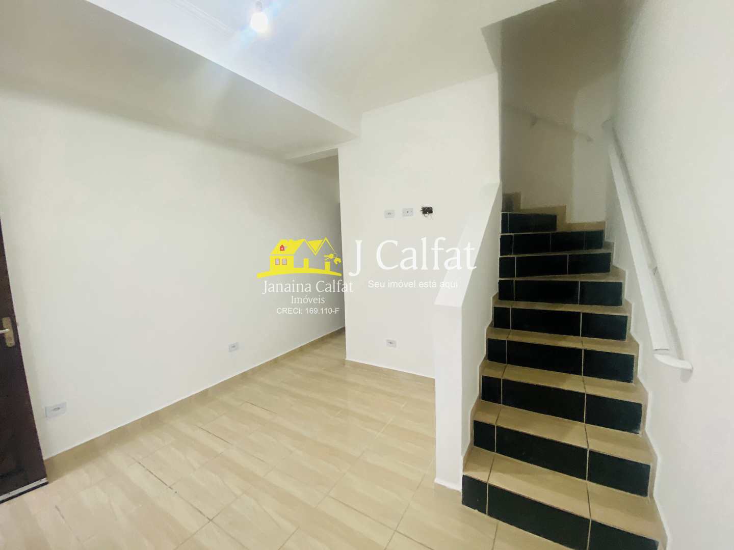 Casa de Condomínio à venda com 2 quartos, 55m² - Foto 3