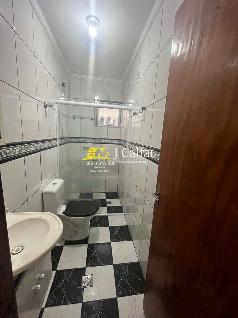 Casa à venda com 2 quartos, 62m² - Foto 15