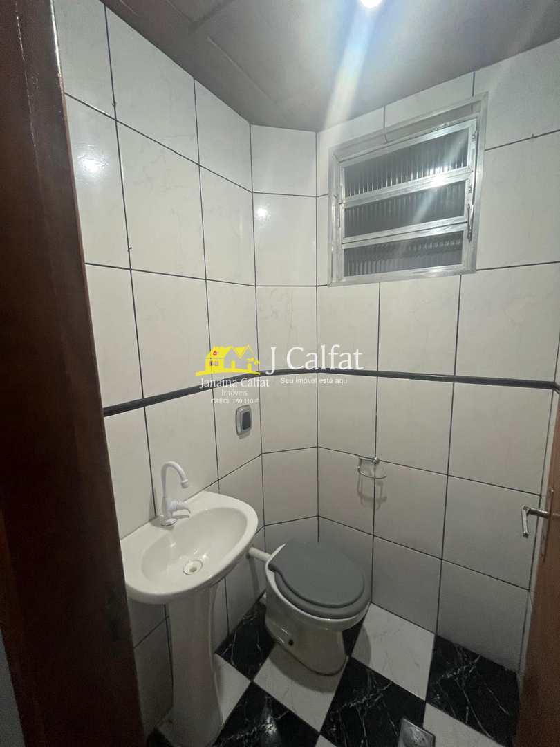 Casa à venda com 2 quartos, 62m² - Foto 5