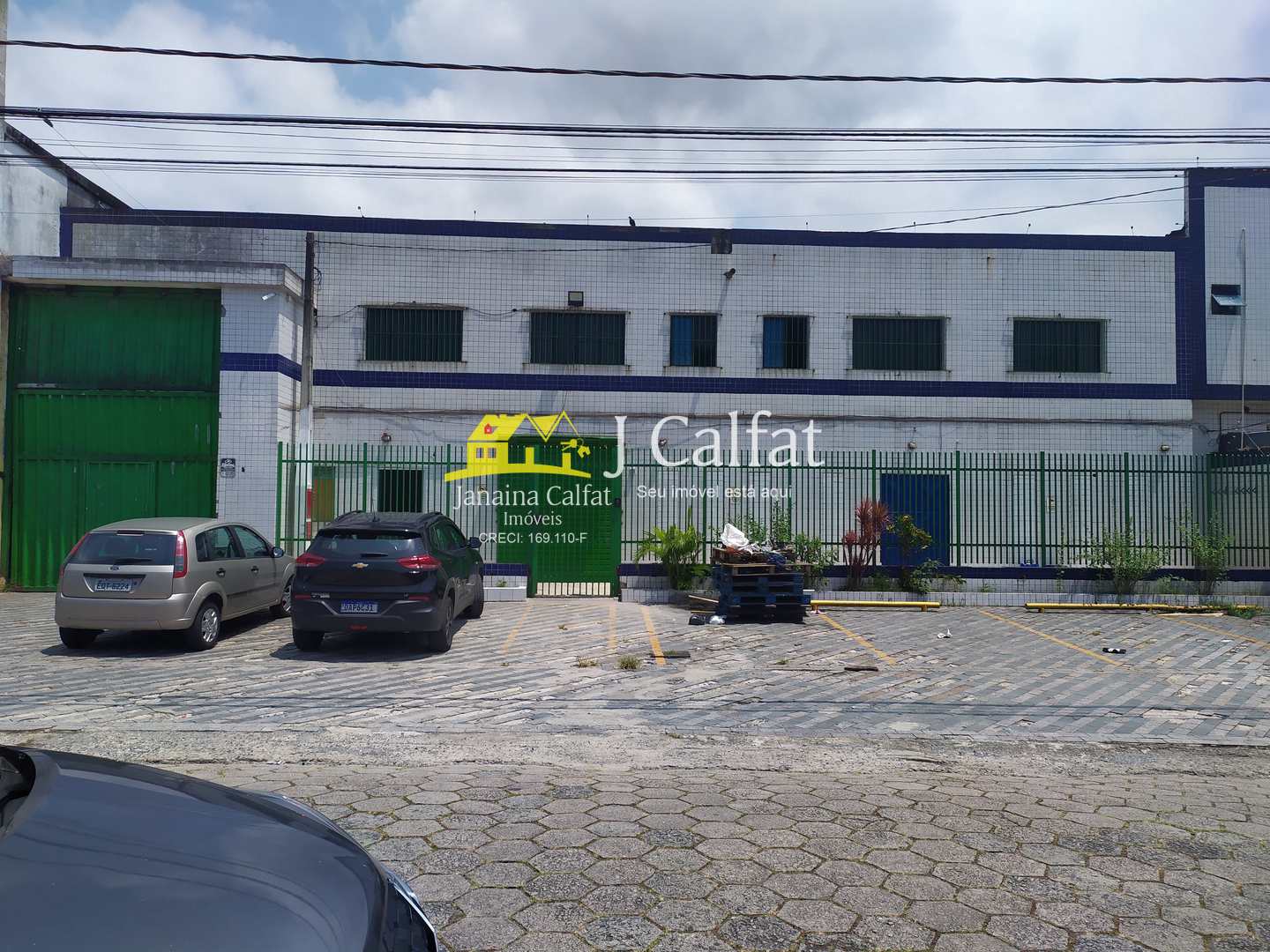 Depósito-Galpão-Armazém para alugar, 1000m² - Foto 1