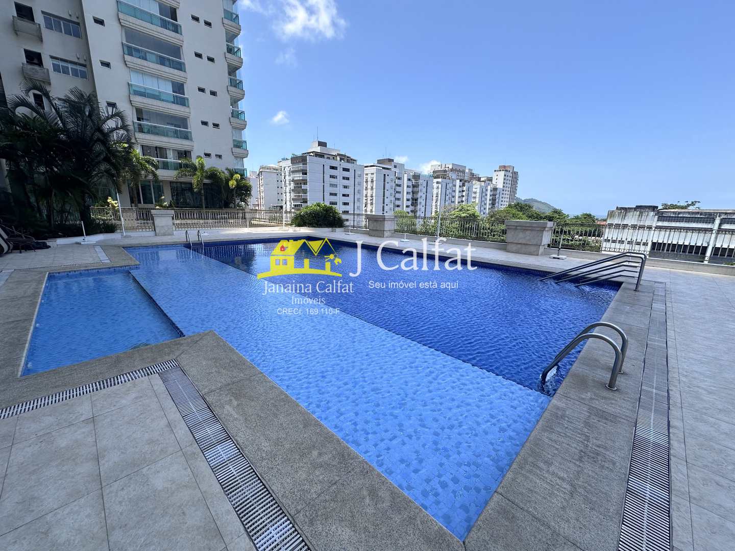 Apartamento para alugar com 3 quartos, 151m² - Foto 2