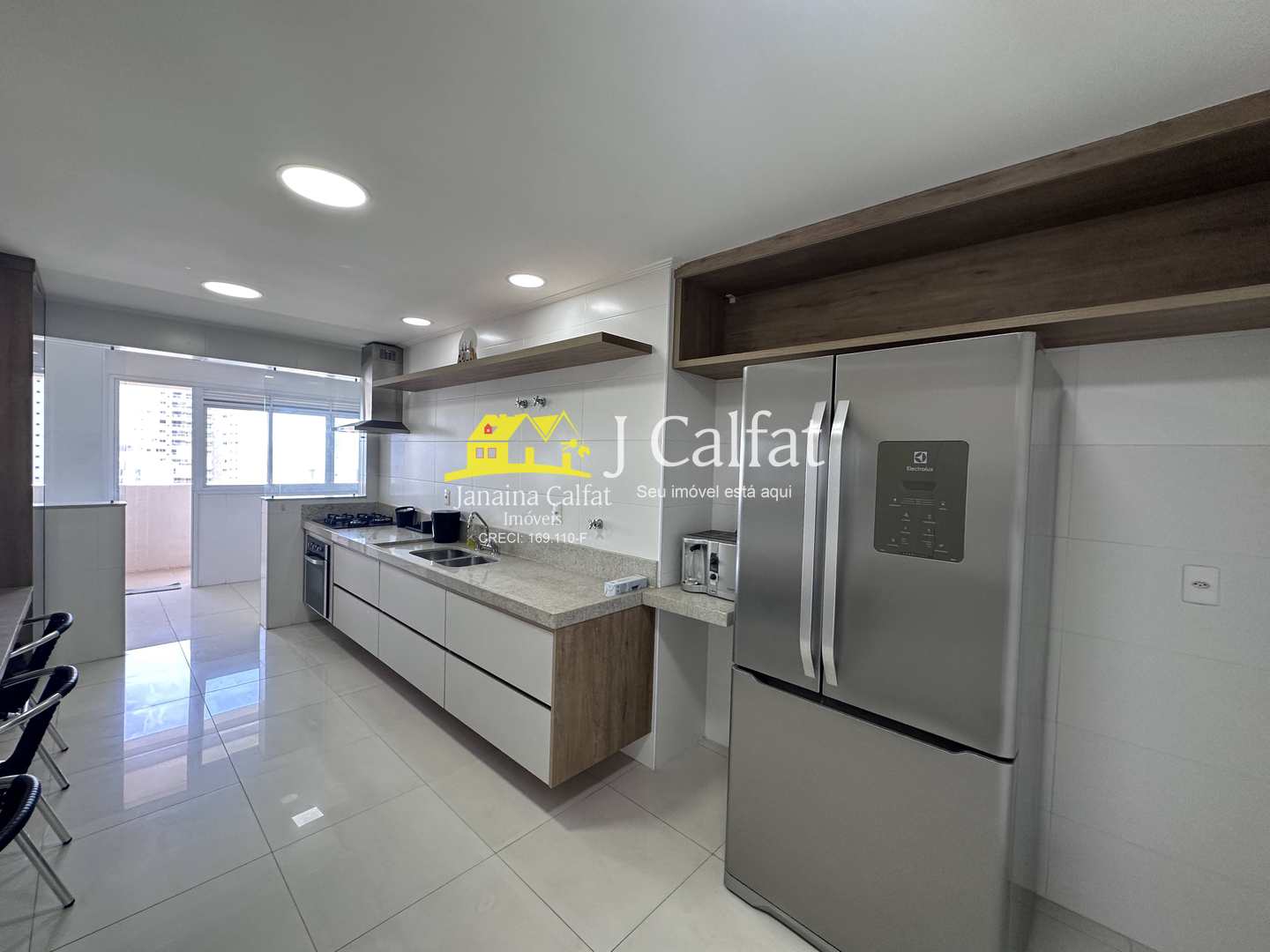 Apartamento para alugar com 3 quartos, 151m² - Foto 16