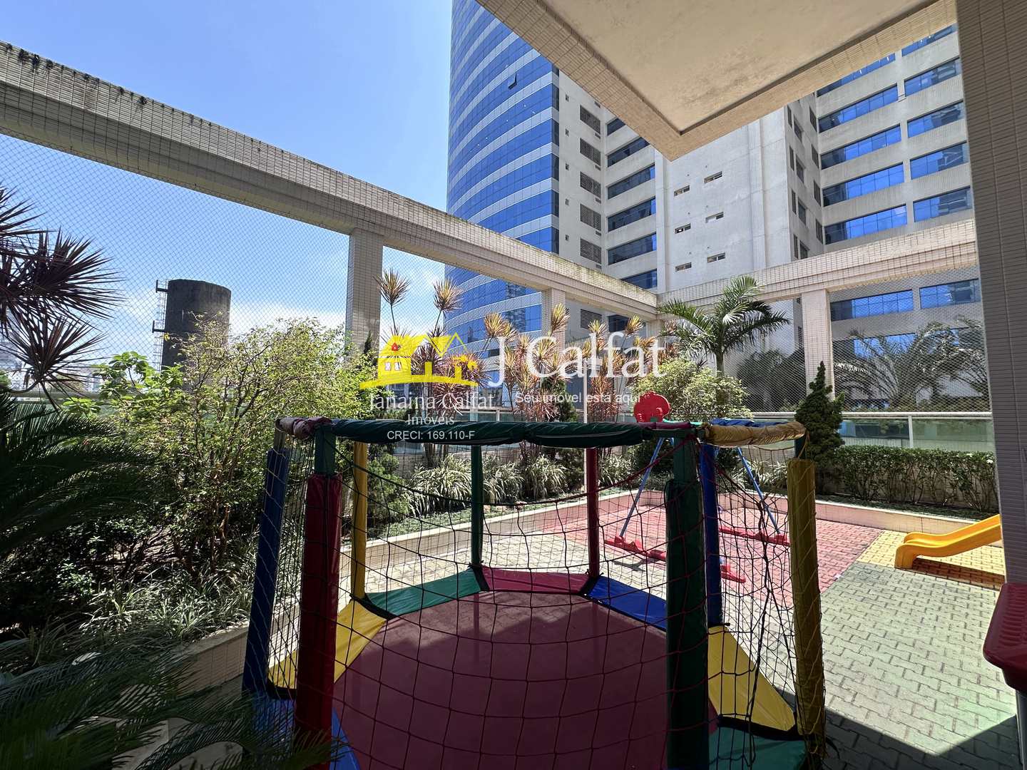 Apartamento para alugar com 3 quartos, 151m² - Foto 62