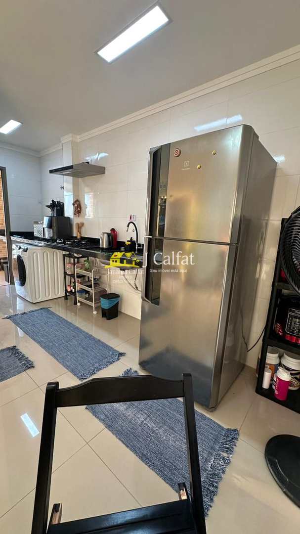 Apartamento para alugar com 2 quartos, 64m² - Foto 9