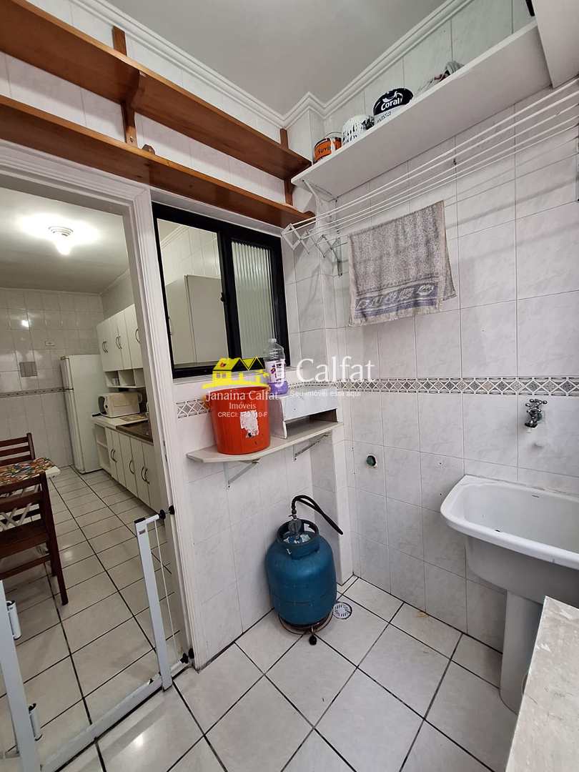 Apartamento para alugar com 1 quarto, 55m² - Foto 14