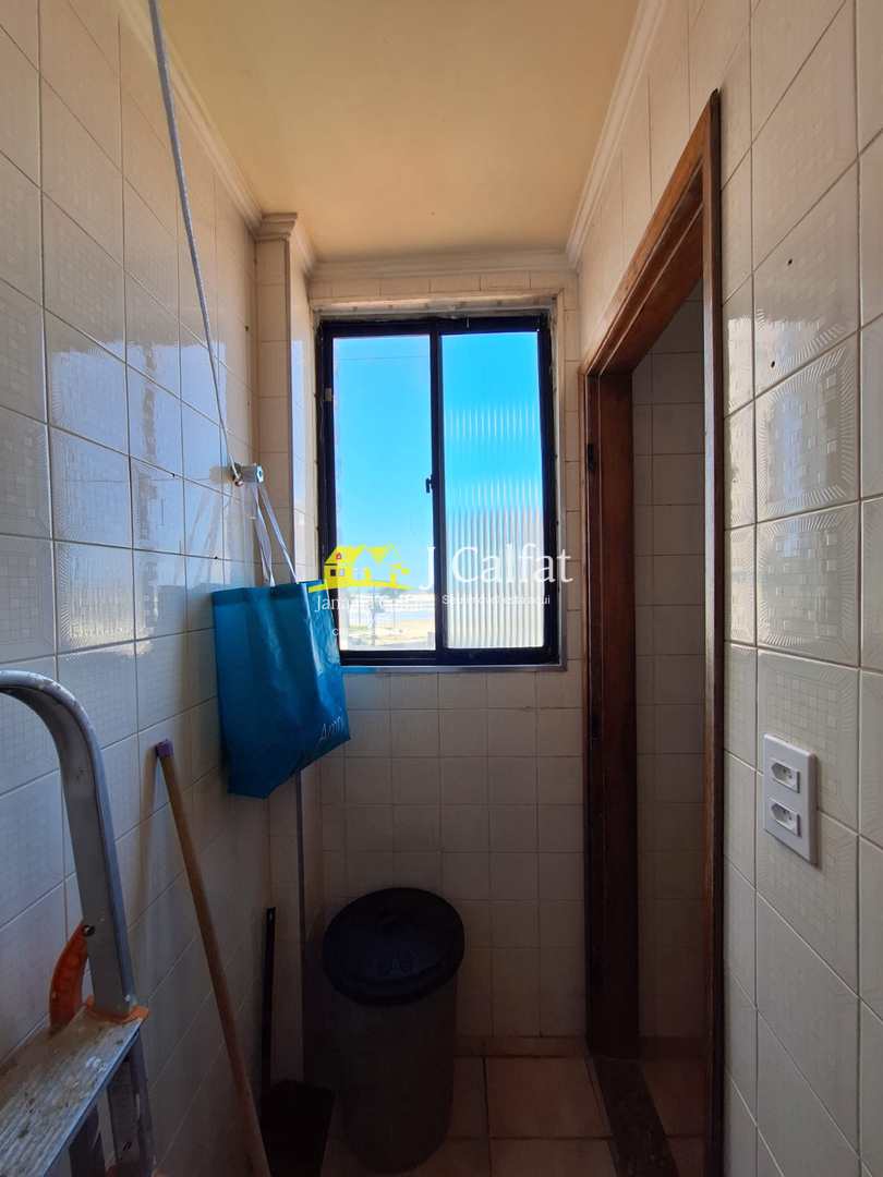 Apartamento para alugar com 2 quartos, 60m² - Foto 15