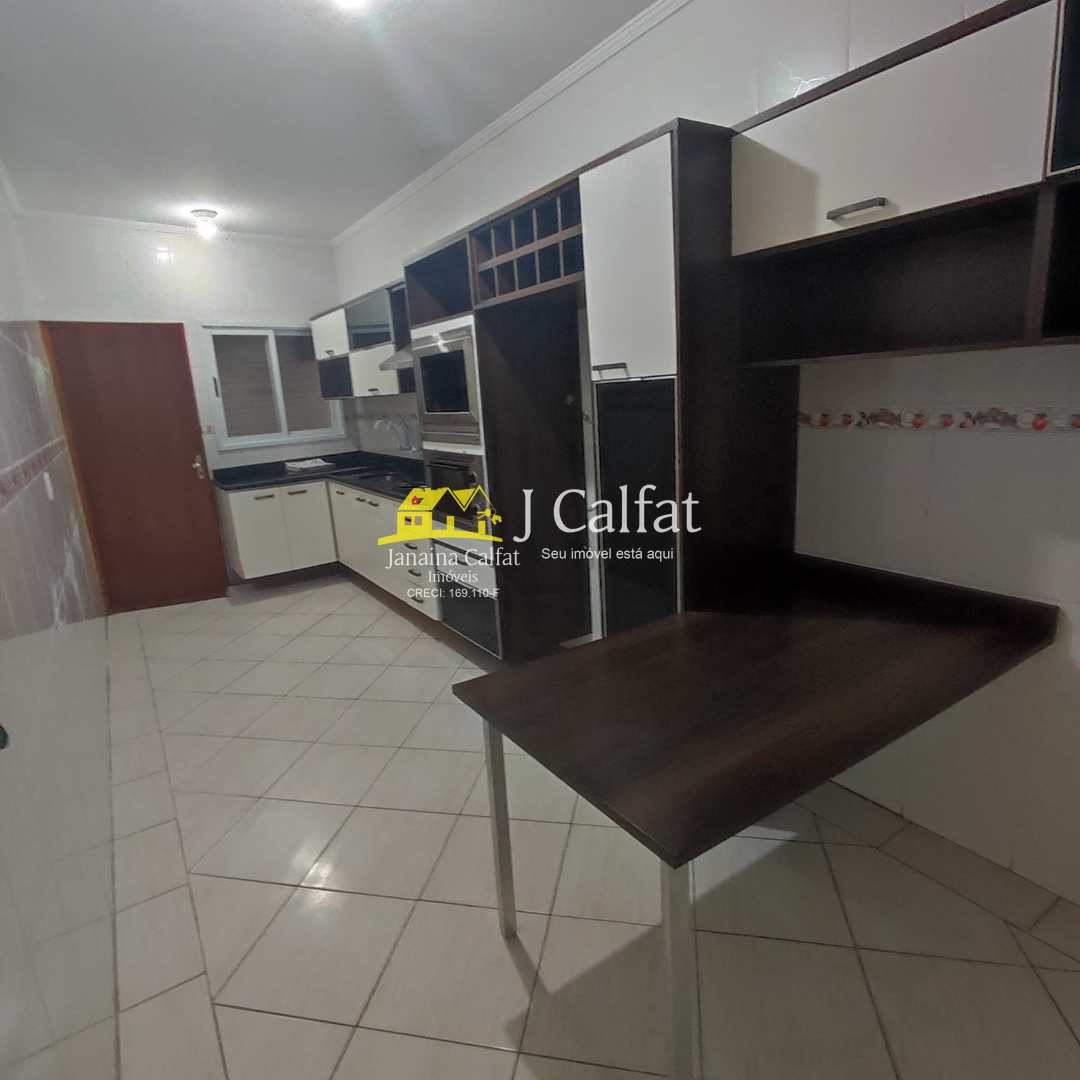 Casa à venda e aluguel com 3 quartos, 130m² - Foto 6