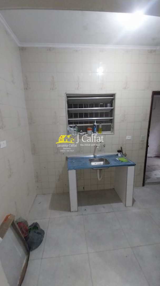 Casa para alugar com 1 quarto, 49m² - Foto 8