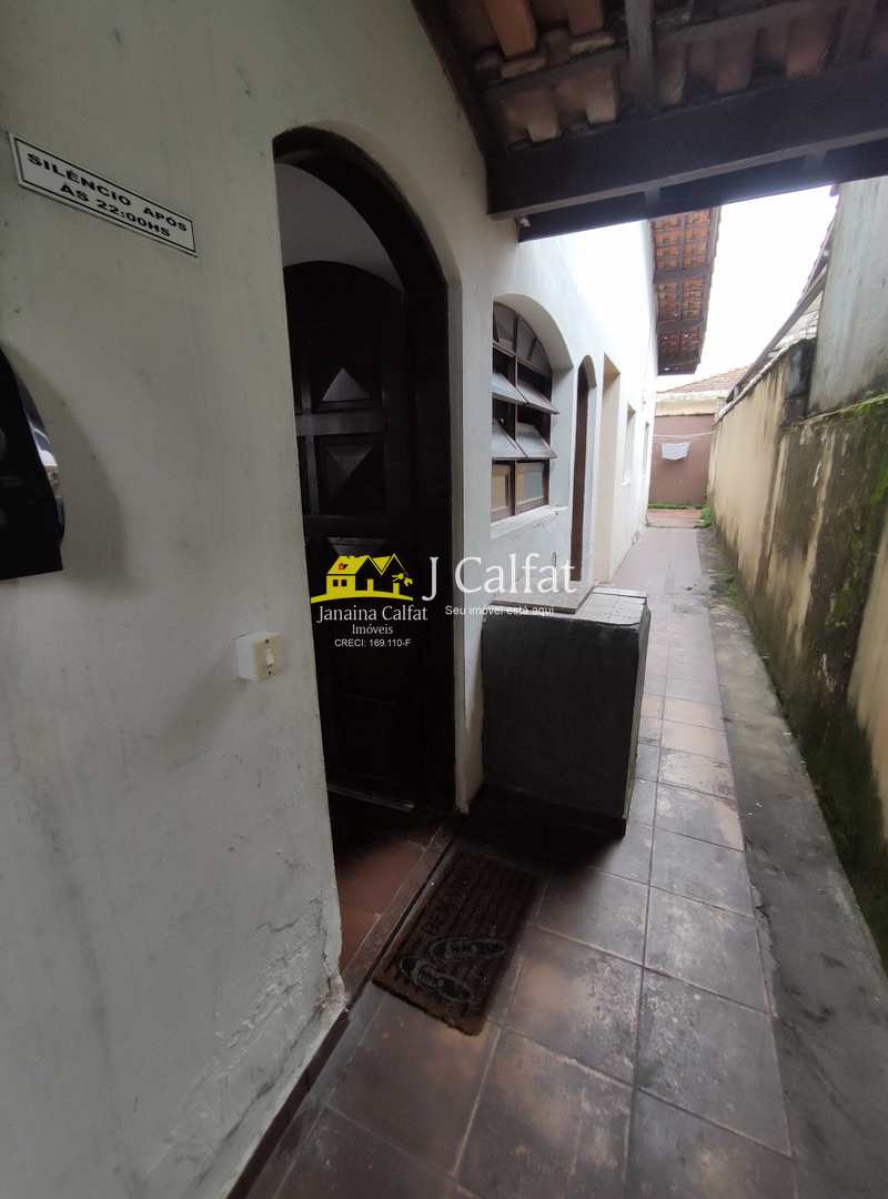 Casa para alugar com 2 quartos, 85m² - Foto 12
