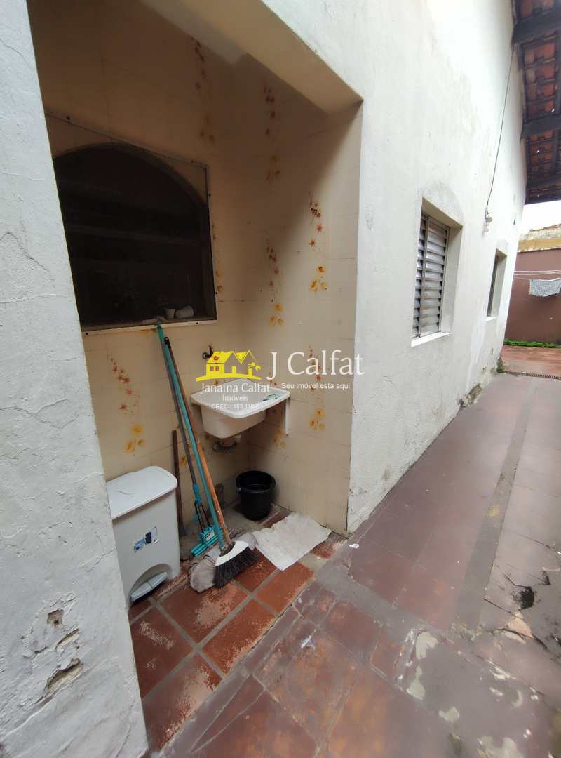 Casa para alugar com 2 quartos, 85m² - Foto 13