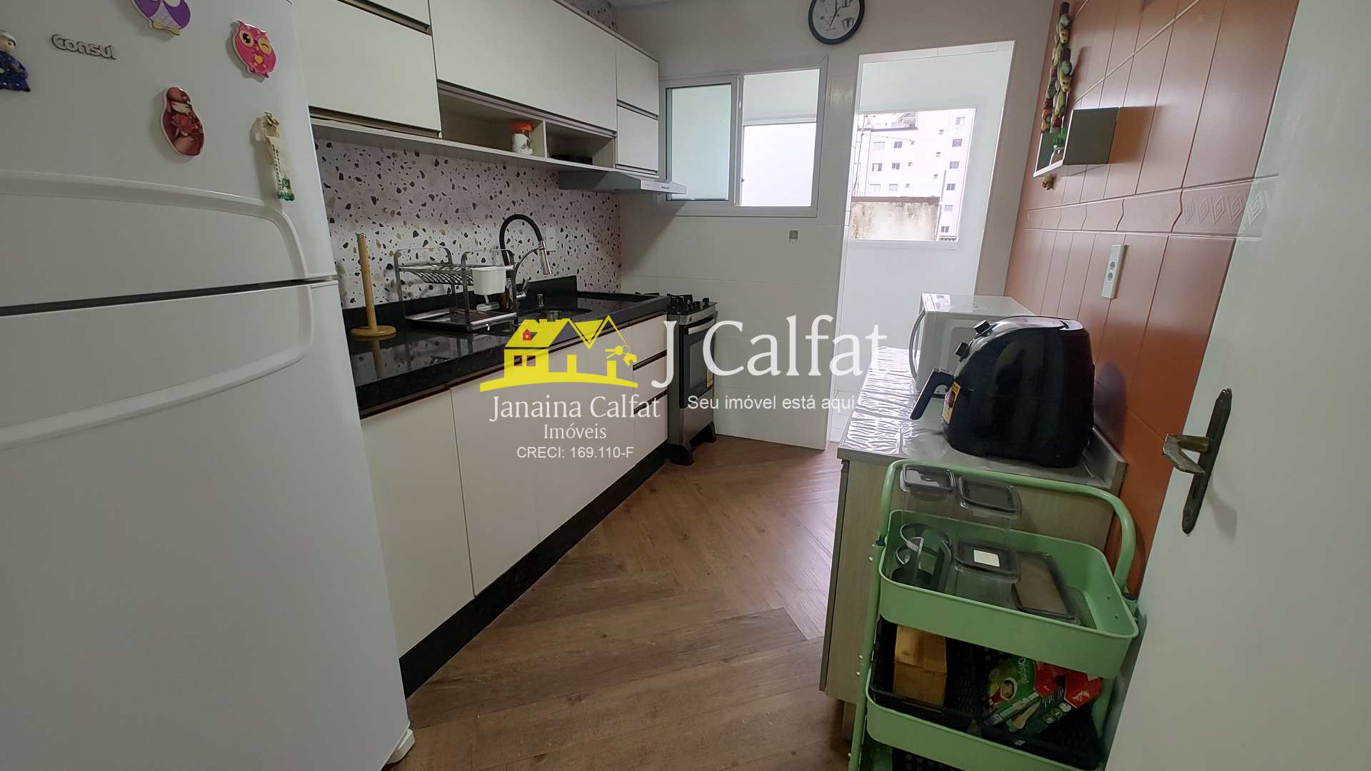 Apartamento para alugar com 2 quartos, 75m² - Foto 8