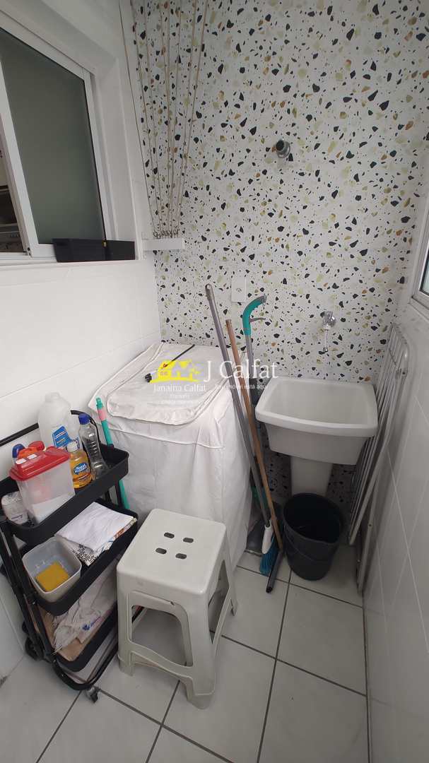 Apartamento para alugar com 2 quartos, 75m² - Foto 12