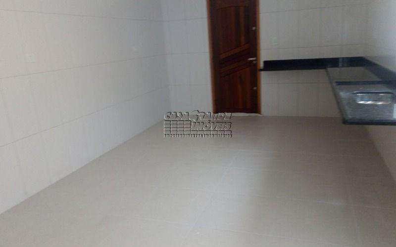 Sobrado à venda com 2 quartos, 108m² - Foto 5