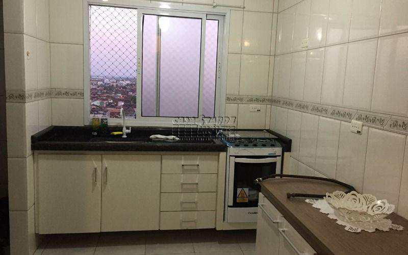 Apartamento à venda com 2 quartos, 74m² - Foto 6