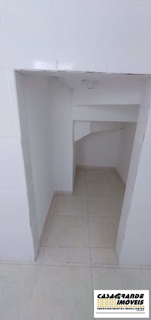 Sobrado à venda com 2 quartos, 105m² - Foto 18