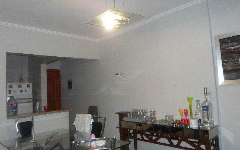 Apartamento à venda com 2 quartos, 75m² - Foto 9