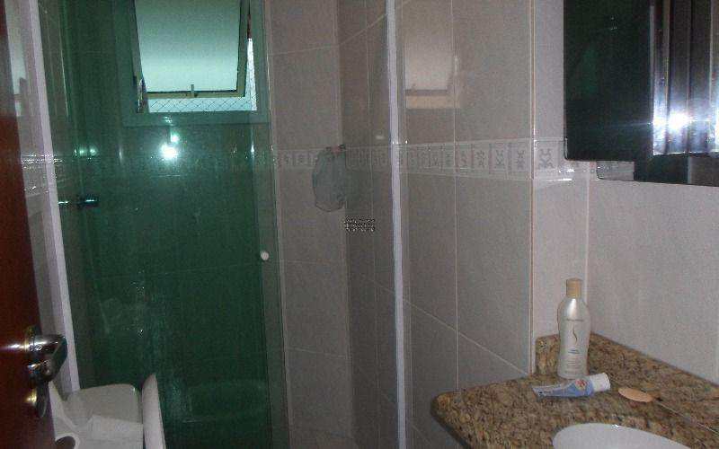 Apartamento à venda com 2 quartos, 75m² - Foto 11